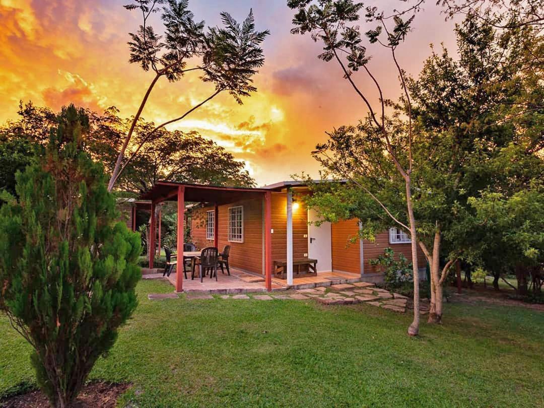 Independencia Vista Alegre Natural Resort - Bungalows מראה חיצוני תמונה
